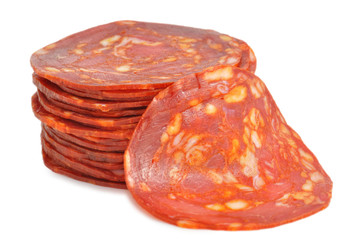 Chorizo en rodajas.
