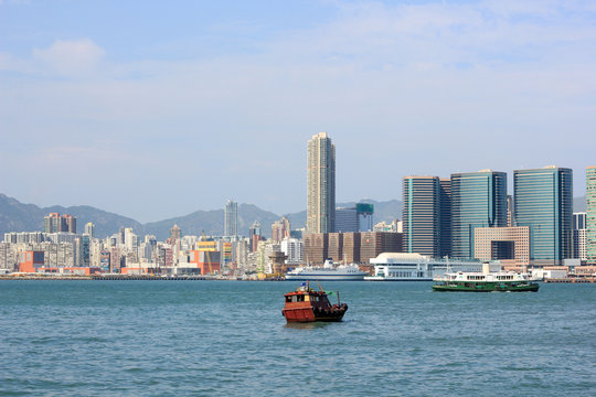Ferry / Harbor / Hong Kong
