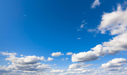 Blue Heavens Cloudscape Spectacular Broad Daylight