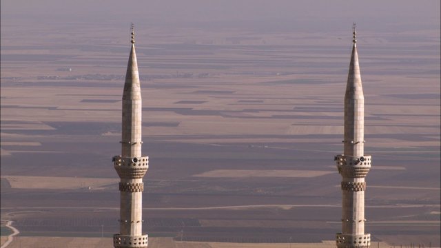 WS of two mosques in the town of Mardin (Turkey).