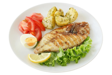 fried fish with potato and lemon