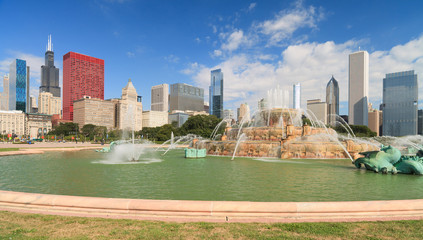 Fototapeta premium Grant Park Downtown Chicago Skyline