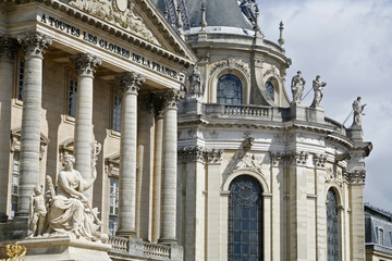 Fototapeta na wymiar Paris - Versailles palace - facade and chapel