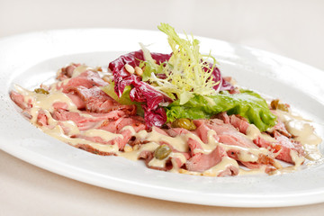 Roast beef with sauce