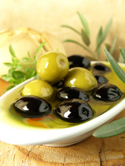 Olives in a bowl