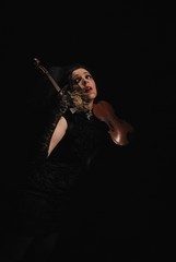Fototapeta premium Lady with the broken violin