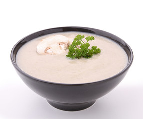 bol de soupe aux champignons