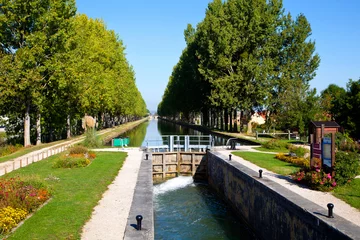 Foto auf Acrylglas Kanal Burgunder Kanal