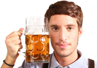 Junger Mann mit Bierkrug