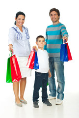 Obraz premium Cheerful family giving shopping bags