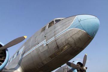 Fototapeta na wymiar Samolot pasażerski DC-3 (na podstawie licencji)