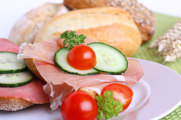 frühstücken