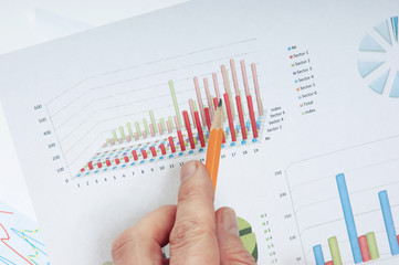 Graphs tables and documents
