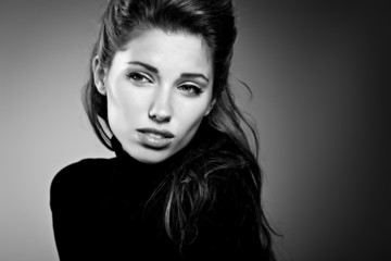 Fashion portrait, black-and-white