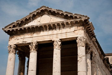 Fototapeta premium Old roman temple in Croatia