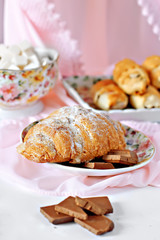 breakfast with croissants