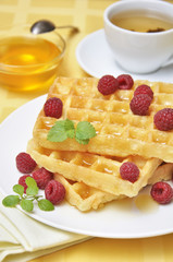Waffles with raspberryes