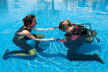 Learning to scuba dive - 35606768