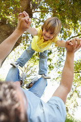 Obraz premium Child having fun at park