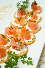 tartine al salmone