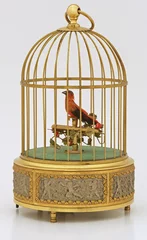 Papier Peint photo Lavable Oiseaux en cages Oiseau dans une cage musicale en or vintage