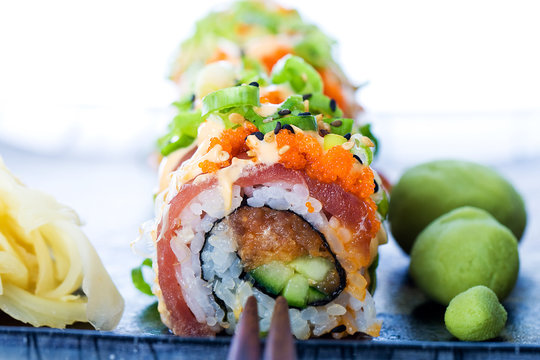 Spicy Tuna Sushi Roll