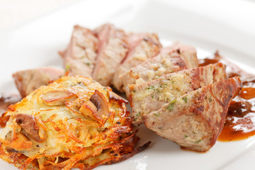 meat with vegetable pancakes