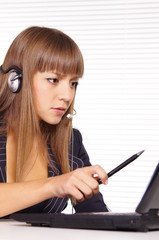 Obraz premium nice girl at laptop