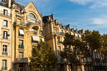 Fototapeta na wymiar Immeuble Parisien
