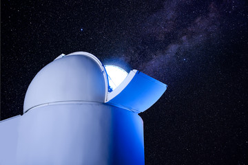 astronomical observatory dome in stars night - obrazy, fototapety, plakaty