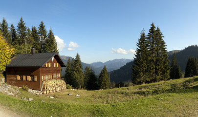 Fototapeta na wymiar hut at the european alps