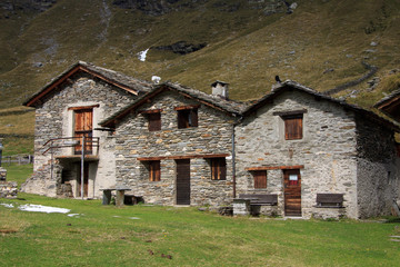 Obraz premium vecchie case in pietra - Alpe Angeloga