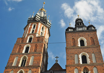 The basilica of the Virgin Mary in Cracow - Poland - obrazy, fototapety, plakaty