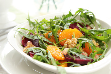 Rocket with orange and beetroot salad