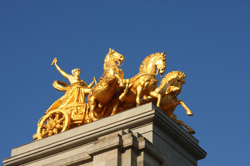Obraz premium Fountain in Parc De la Ciutadella in Barcelona, Spain