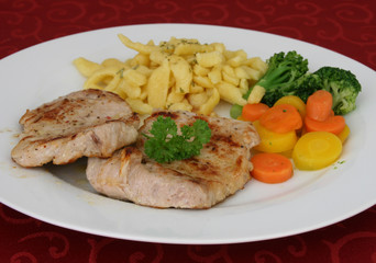 Kalbsfleisch mit Spätzle und Gemüse