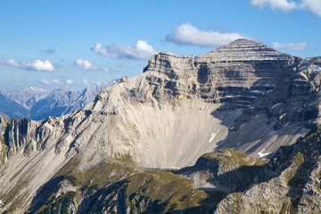 Fototapeta premium Bergwandern in den Alpen, Bayern (Soiernspitze)