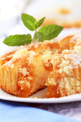 Apricot cake