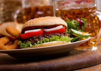 hamburger with vegetables