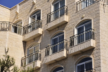Fototapeta na wymiar Living house facade in Jerusalem.