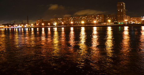 Fototapeta na wymiar Night view of embankment in St Petersburg