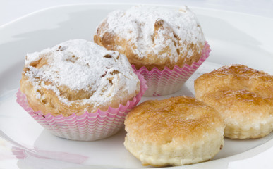 Italian small pastries whith fruit