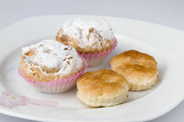 Italian small pastries whith fruit
