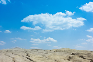 Naklejka premium mud volcanoes