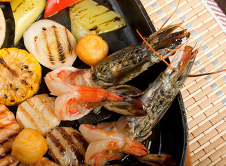 seafoods with vegetable