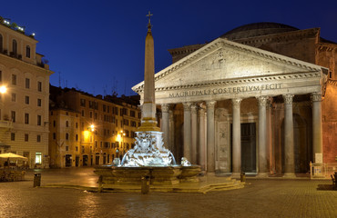 Fototapeta na wymiar Piazza della Rotonda, Panteon w Rzymie