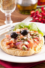 Le Freselle mit Bruschetta
