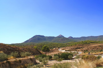 Fototapeta na wymiar sierra de Maigmó desde Tibi Alicante