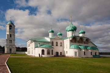 Fototapeta na wymiar Alexandra-Svirskiy klasztoru. Katedra Spaso-Preobrazhenskiy