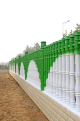 Obraz premium cylindrical fence wall